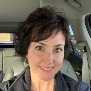 Meet your Posher, Karin